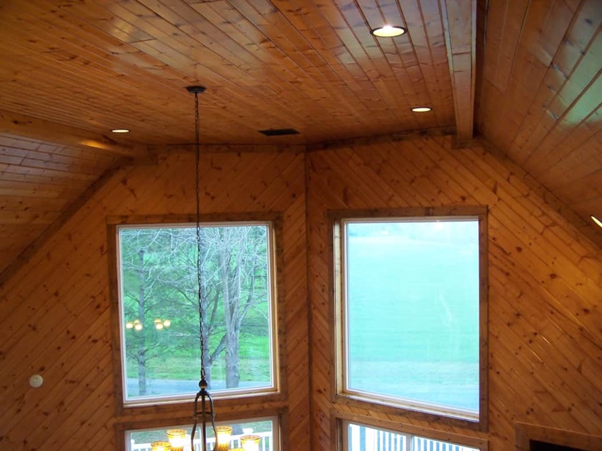 Cabin Ceiling With Transparent Glass Window